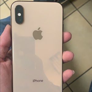 iPhone XS